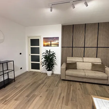 By Margi Apartament Bari