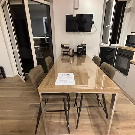 By Margi Apartment Bari